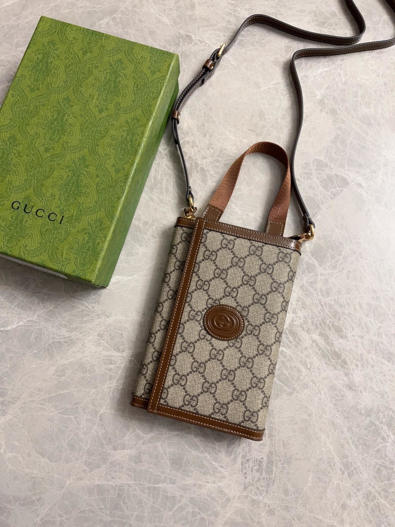 G*u*i wallets & purse